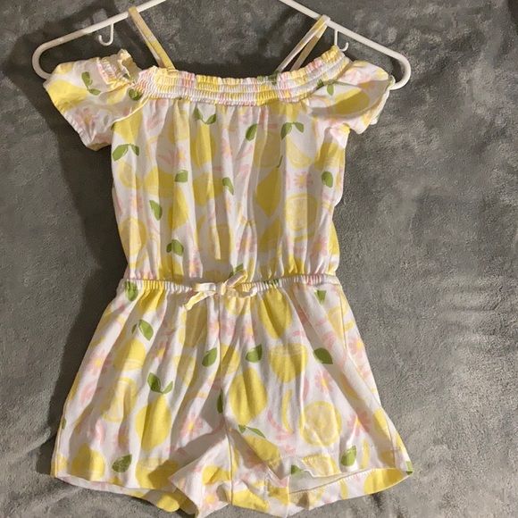 Toddler girls lemon romper size 4T